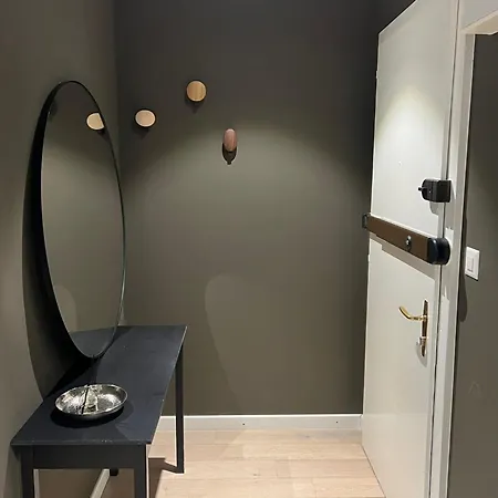 Newly Renovated Eaux Vives Charlie Thornton Genève